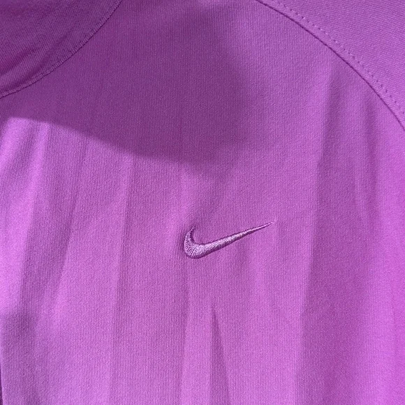 Nike Women's Fuchsia Jacket NWOT - Picture 2 of 5